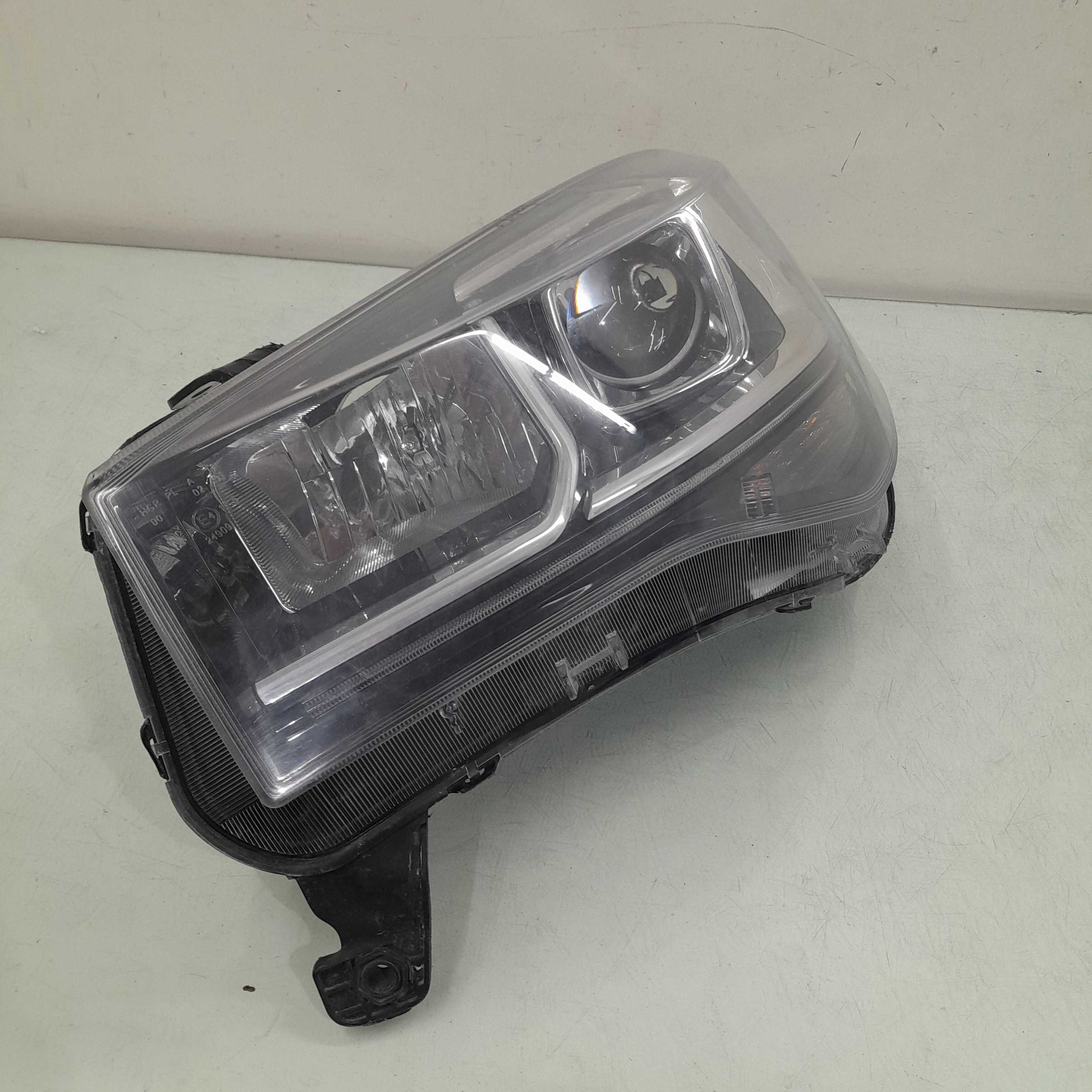 Farol Do Lado Esquerdo Chery Tiggo 2 Modelos 2018/2019/2020 Esquerdo/motorista 2