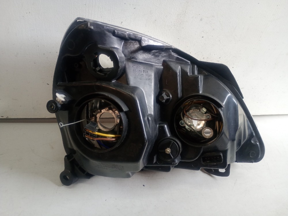 Farol Esquerdo Clio Cinza 2003/2012 Recuperado 7