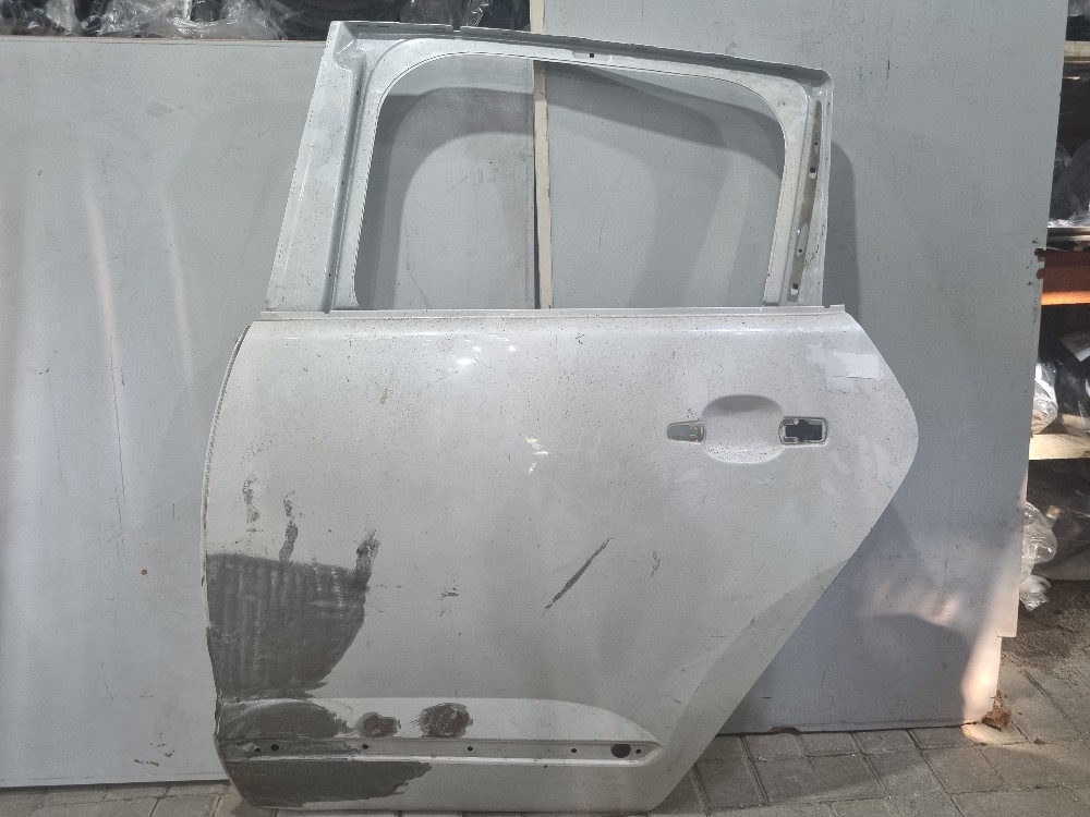 Porta Traseira Do Lado Esquerdo Peugeot 3008 2011/2015 Traseira Esquerdo 1