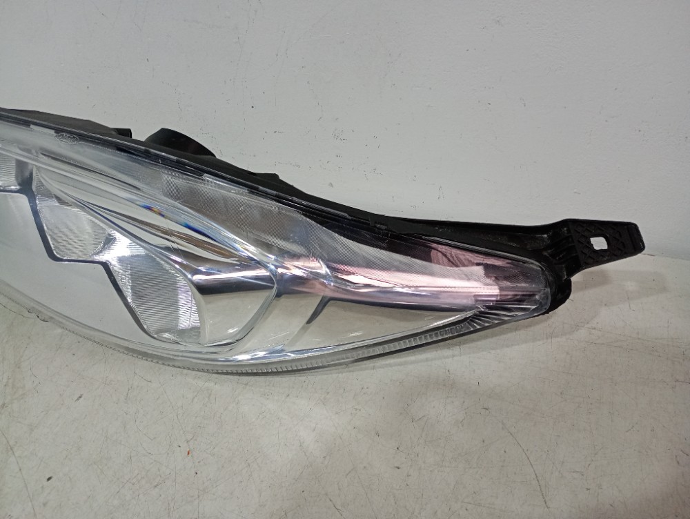 Farol Esquerdo Ford New Fiesta 2014/2019 Recuperado 2