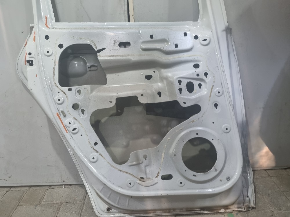Porta Traseira Do Lado Esquerdo Peugeot 3008 2011/2015 Traseira Esquerdo 5