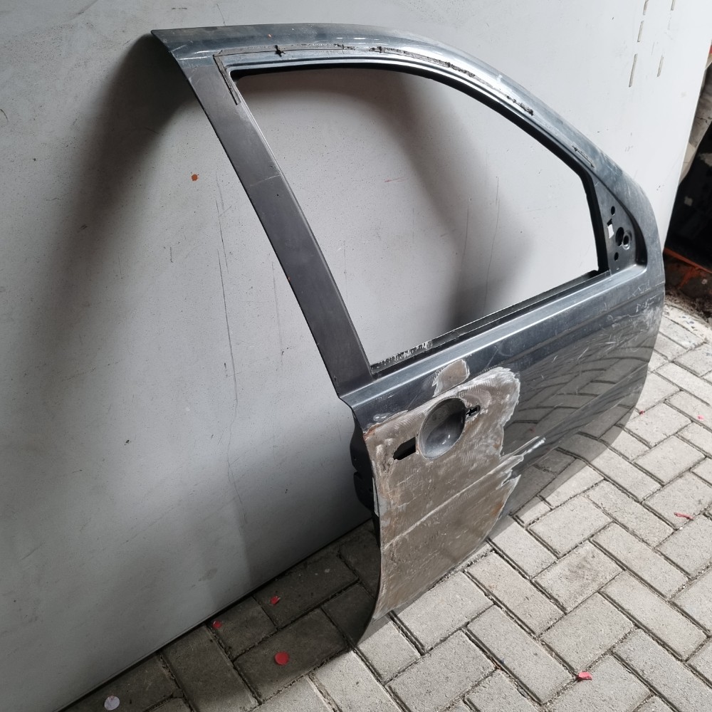 Porta Dianteira Do Lado Direito Fiat Siena 2008/2012 Dianteira 3