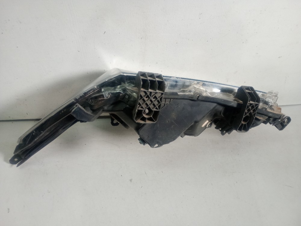 Farol Direito Toyota Corolla 2015/2018 Recuperado  Direito/passageiro 3