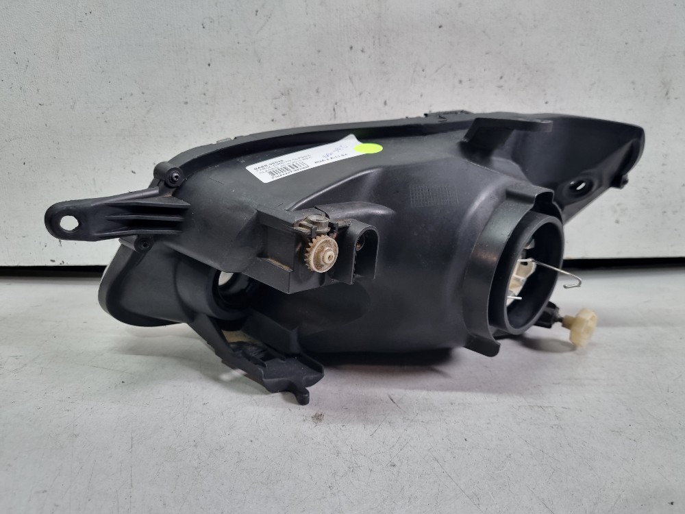 Farol Direito Chevrolet Classic 2010/2013 Seminovo Original. 4