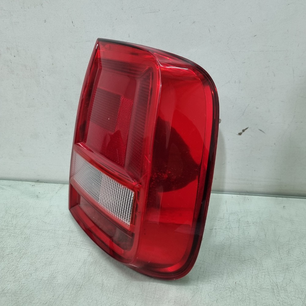 Lanterna Direita Traseira Volkswagen Saveiro 2017/2023 3