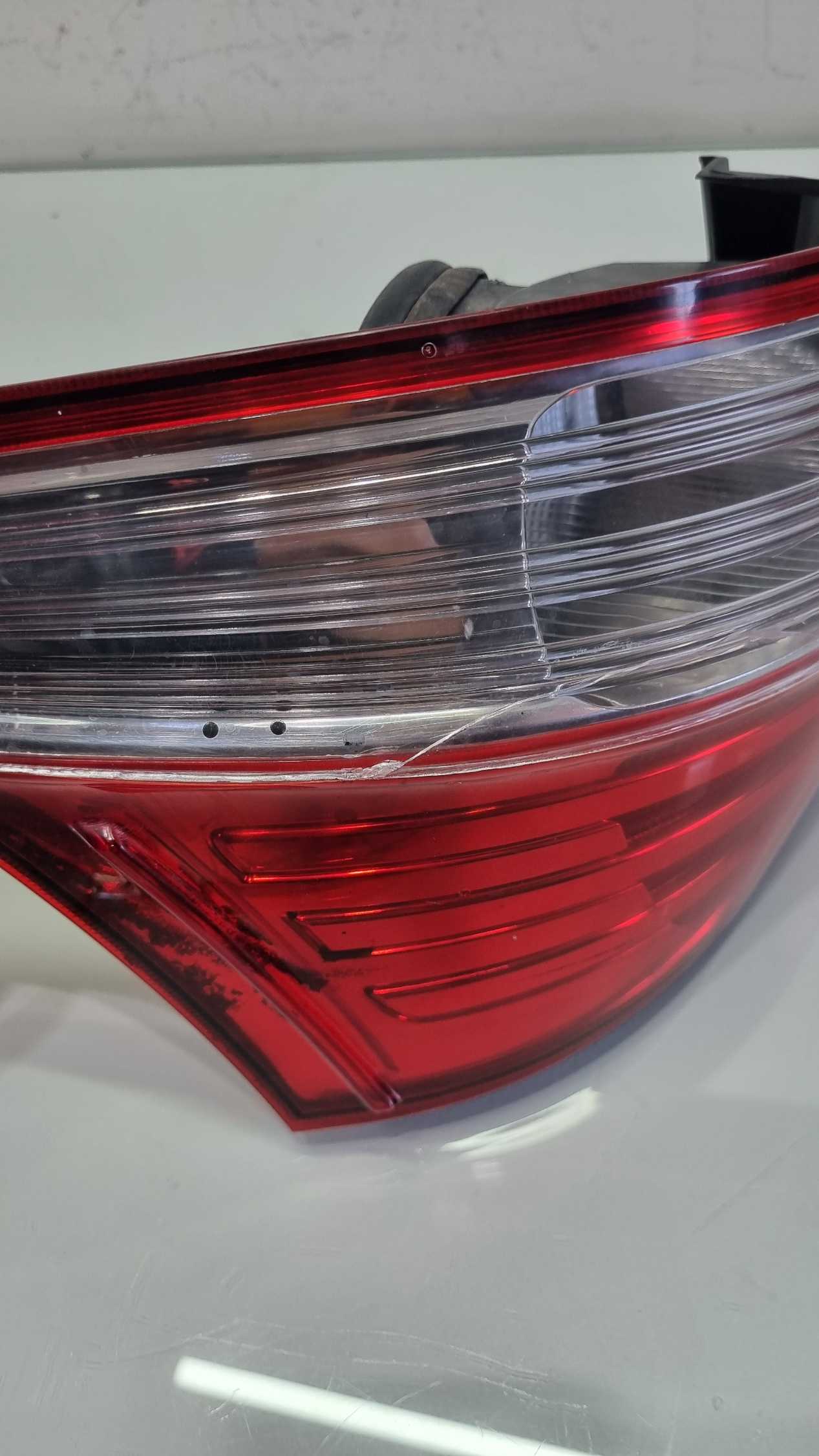 Lanterna lado esquerdo Fiat Gran Siena modelo 2012/2016 5