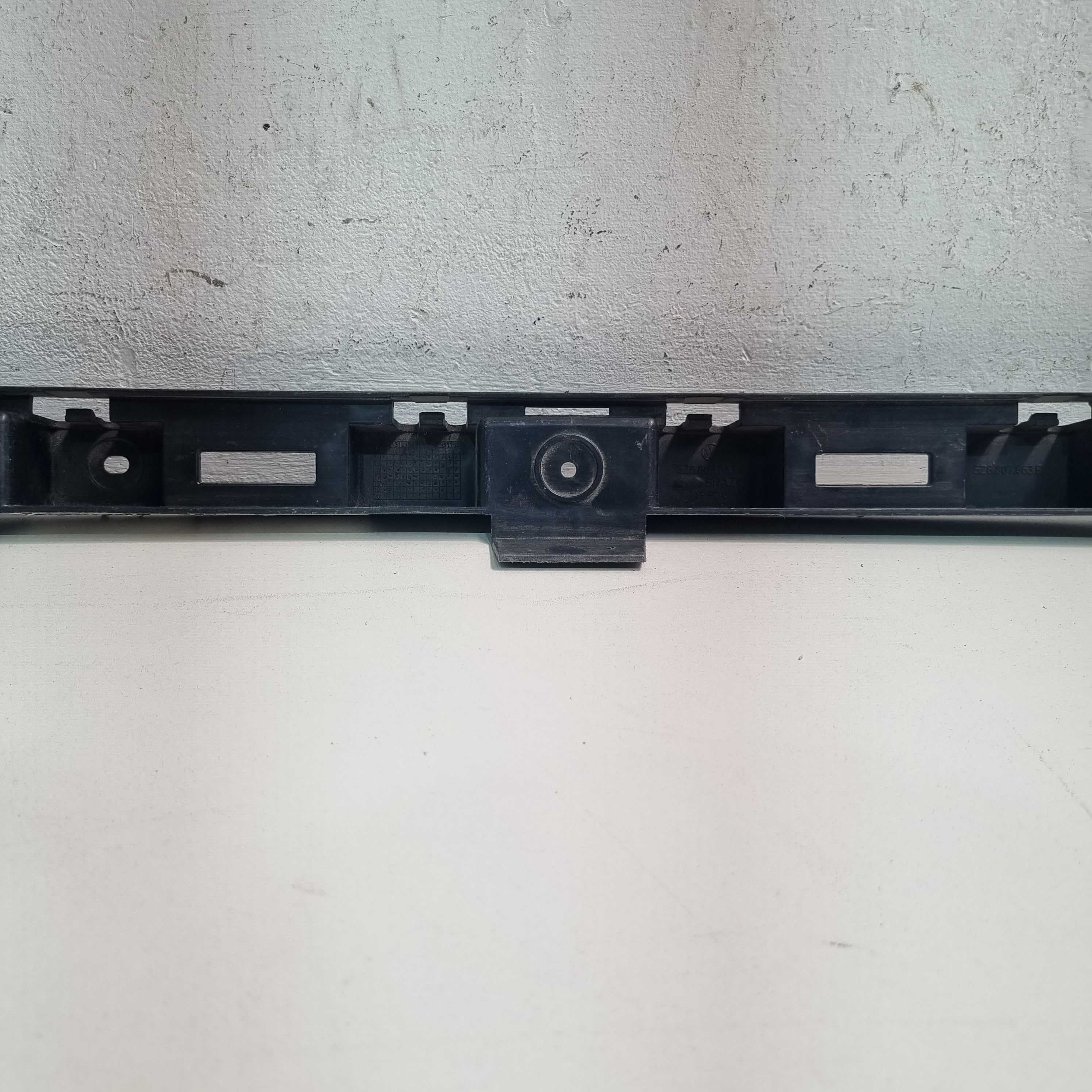 Guia Central Do Parachoque Traseiro Volkswagen Fox 2015/2020 6