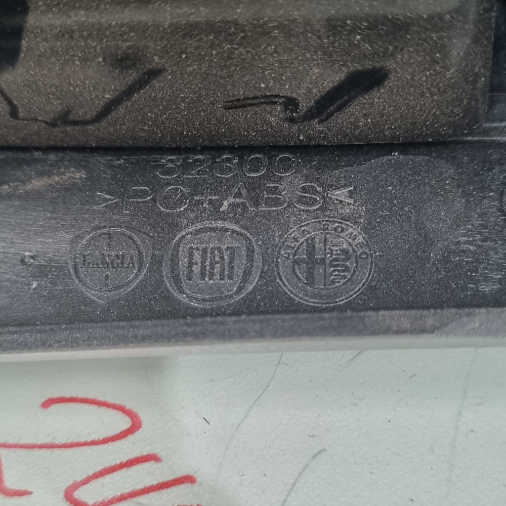 Moldura Central Ar-condicionado Strada Adventure 2013/2017 5