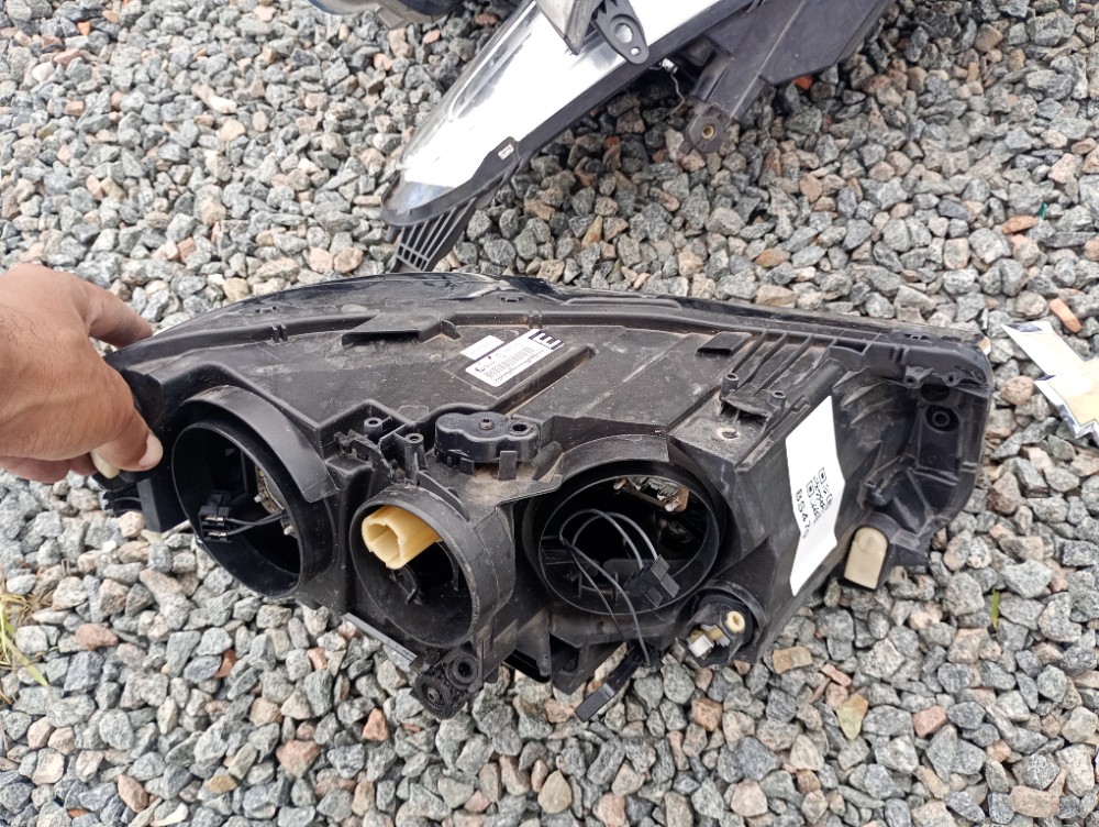 Farol esquerdo T-Cross 2018/2022 2