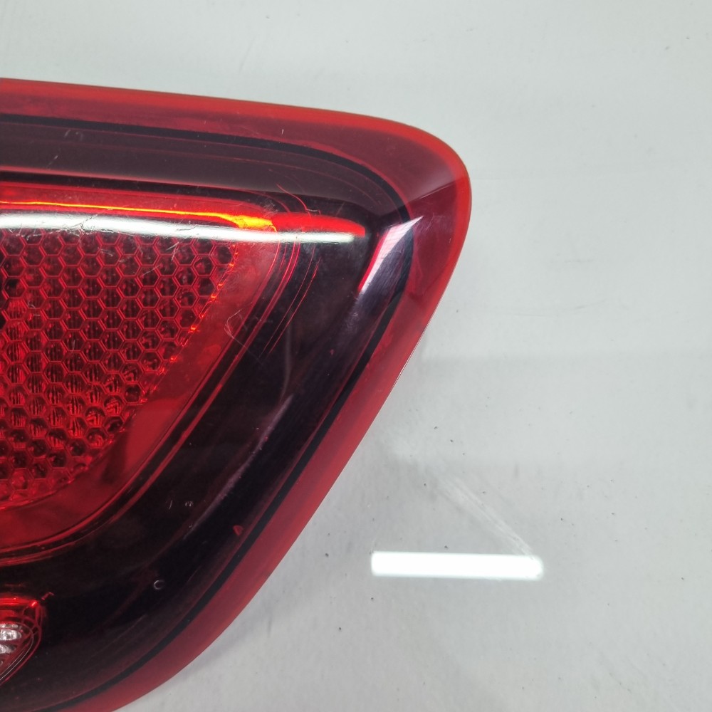 Lanterna Da Tapa Esquerdo Chevrolet Cobalt Modelos 2016/2020 Esquerdo/motorista 4