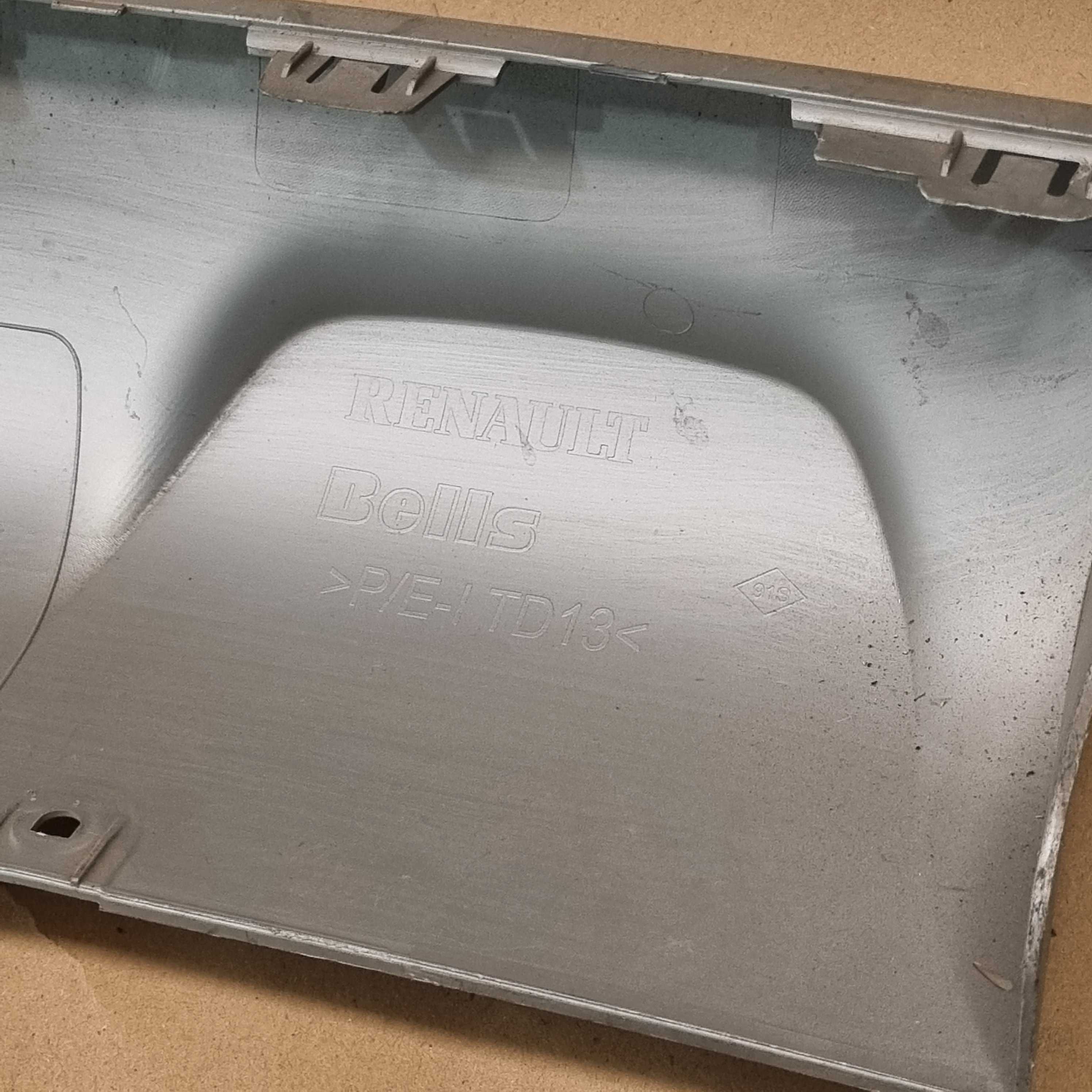Moldura Inferior Parachoque Tras Renault Captur 2017/2023 Cinza 6