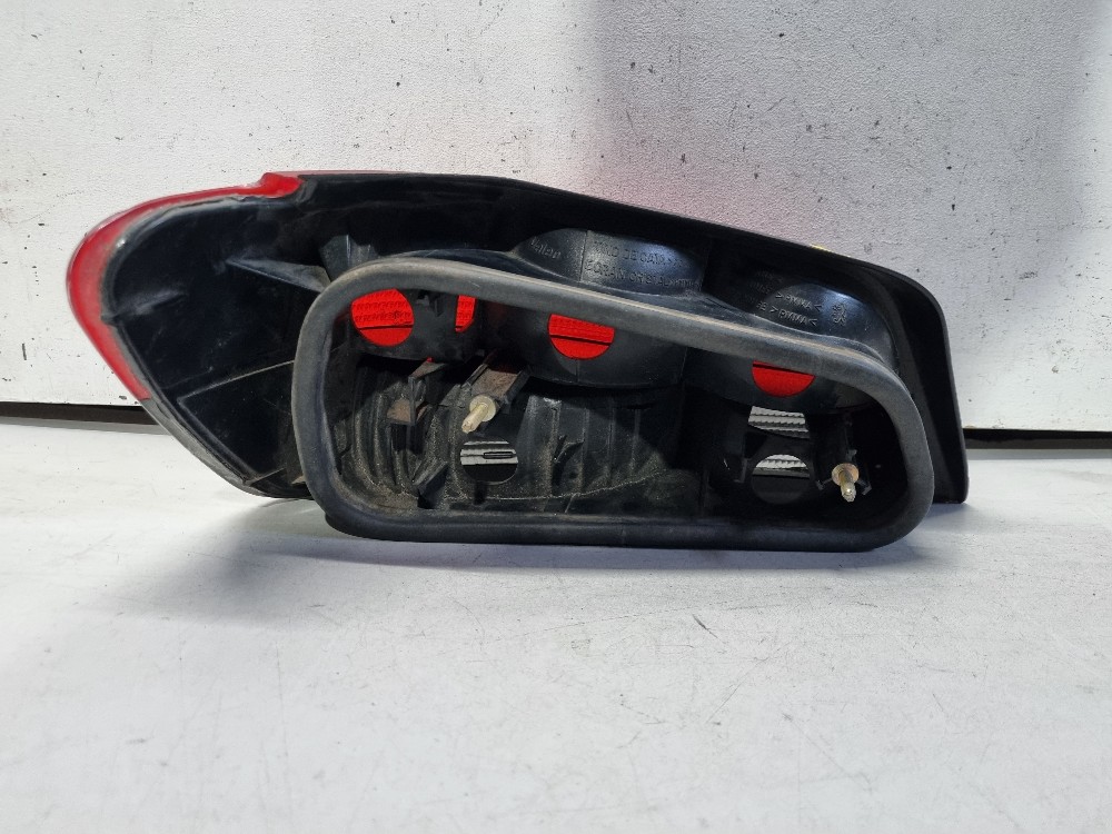 Lanterna Direita Peugeot 306 1996/1999 Recuperada Original. Direito/passageiro 5