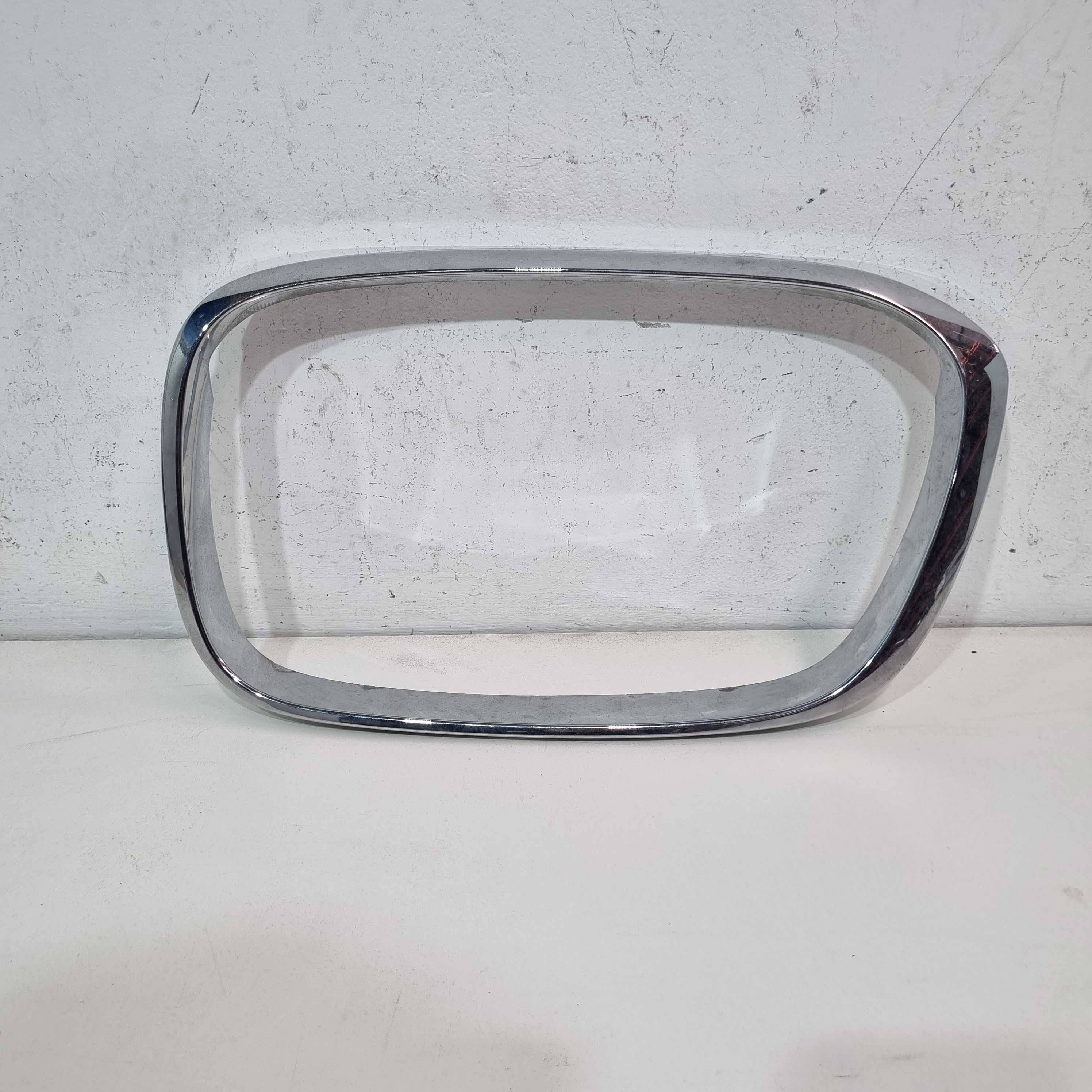 Friso Da Grade Superior Bmw X1 Modelos 2016/2017/2018/2019 1