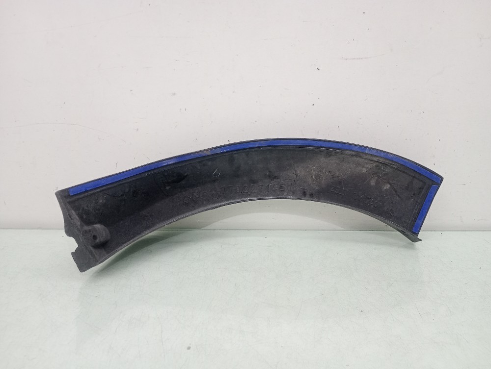 Moldura Lateral Traseira Esquerda Renault Duster 2016/2020 2