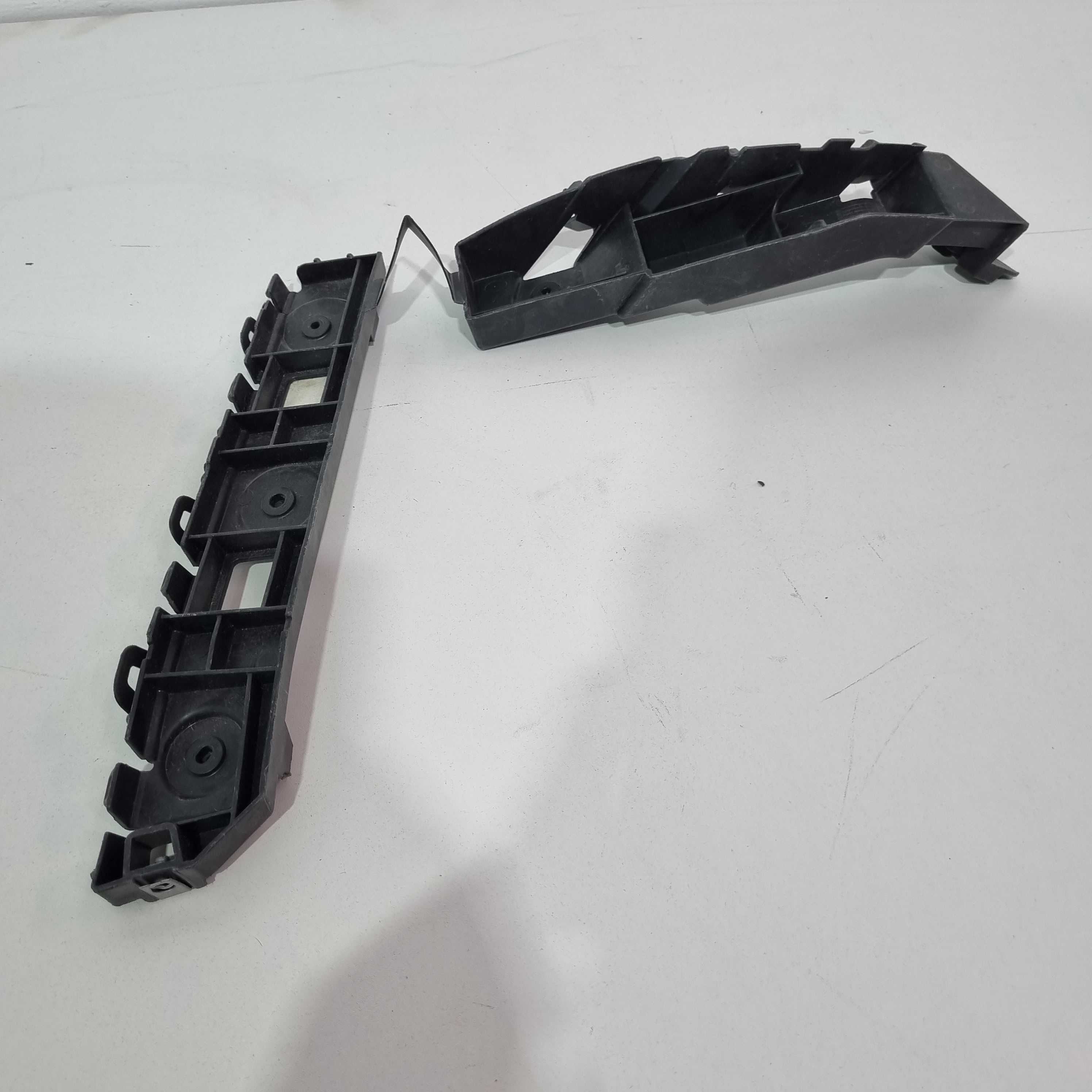 Guia Esquerda Para-choque Traseiro Chevrolet Spin 2013/2016 5