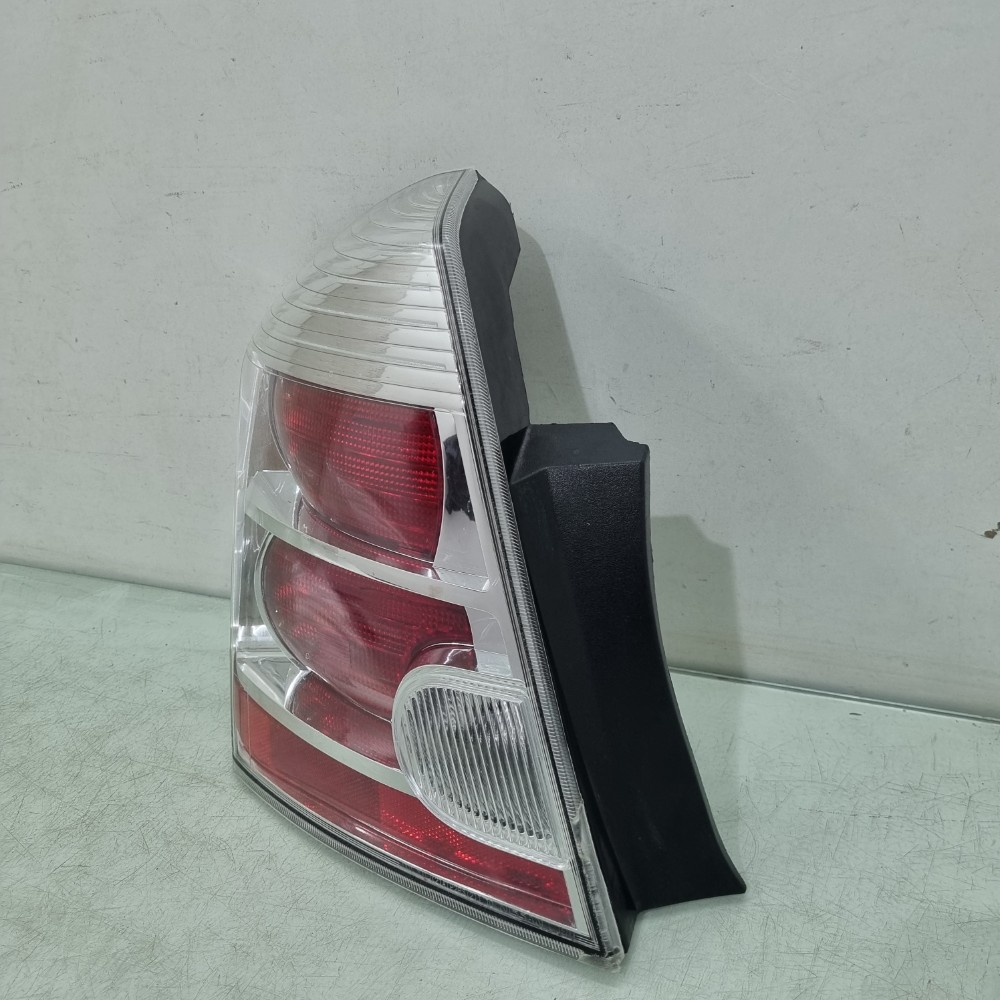 Lanterna Esquerda Original Nissan Sentra 2008/2011 3