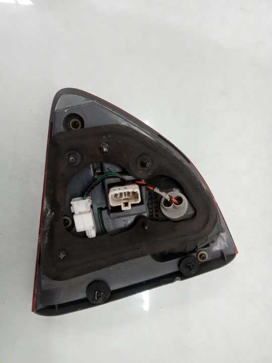 Lanterna Lado Direito Da Tampa Hyundai Vera Cruz 2009/2013 Direito/passageiro 4