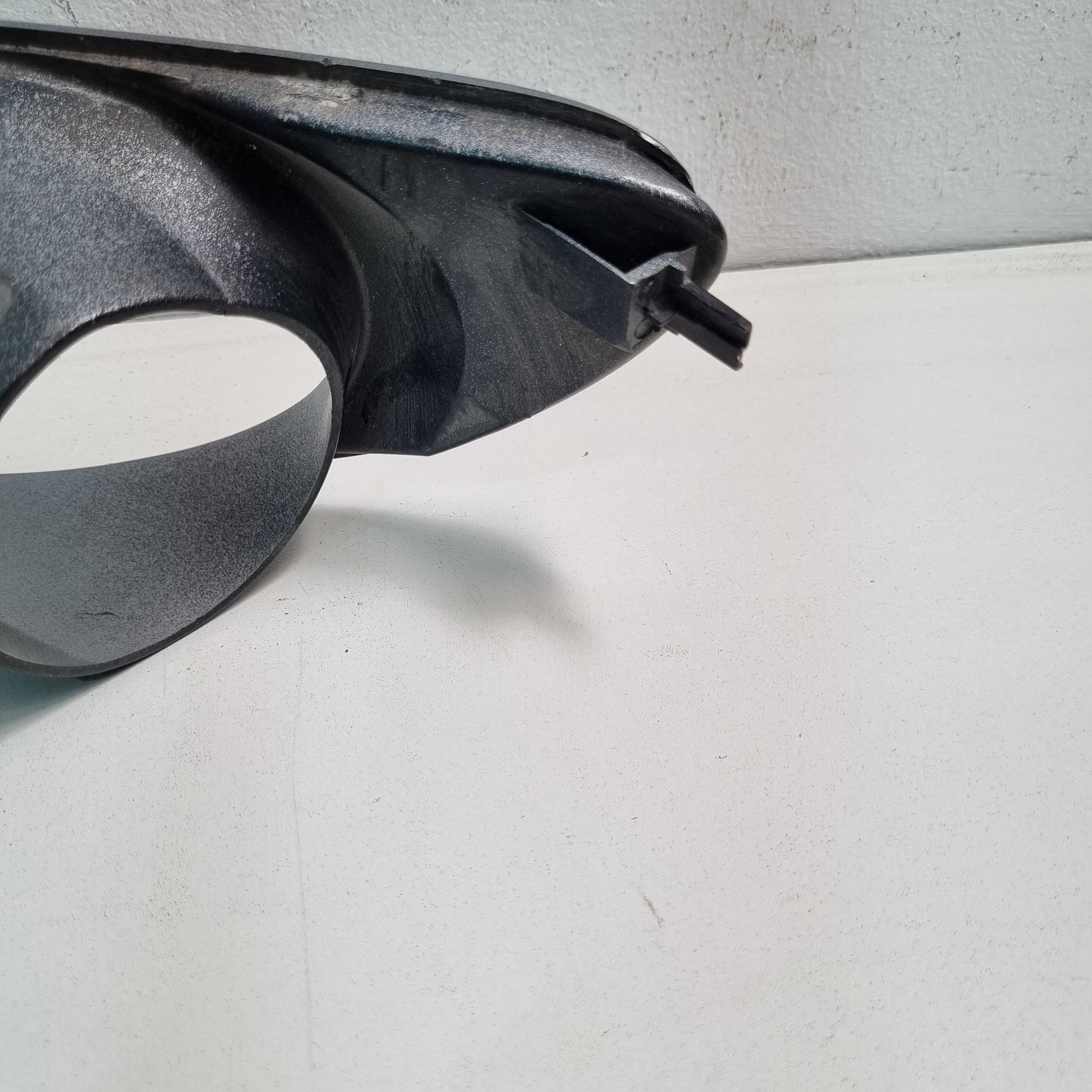 Moldura Milhado Lado Direito Fiat Linea Modelos 2010/2013 Prata Direito 5