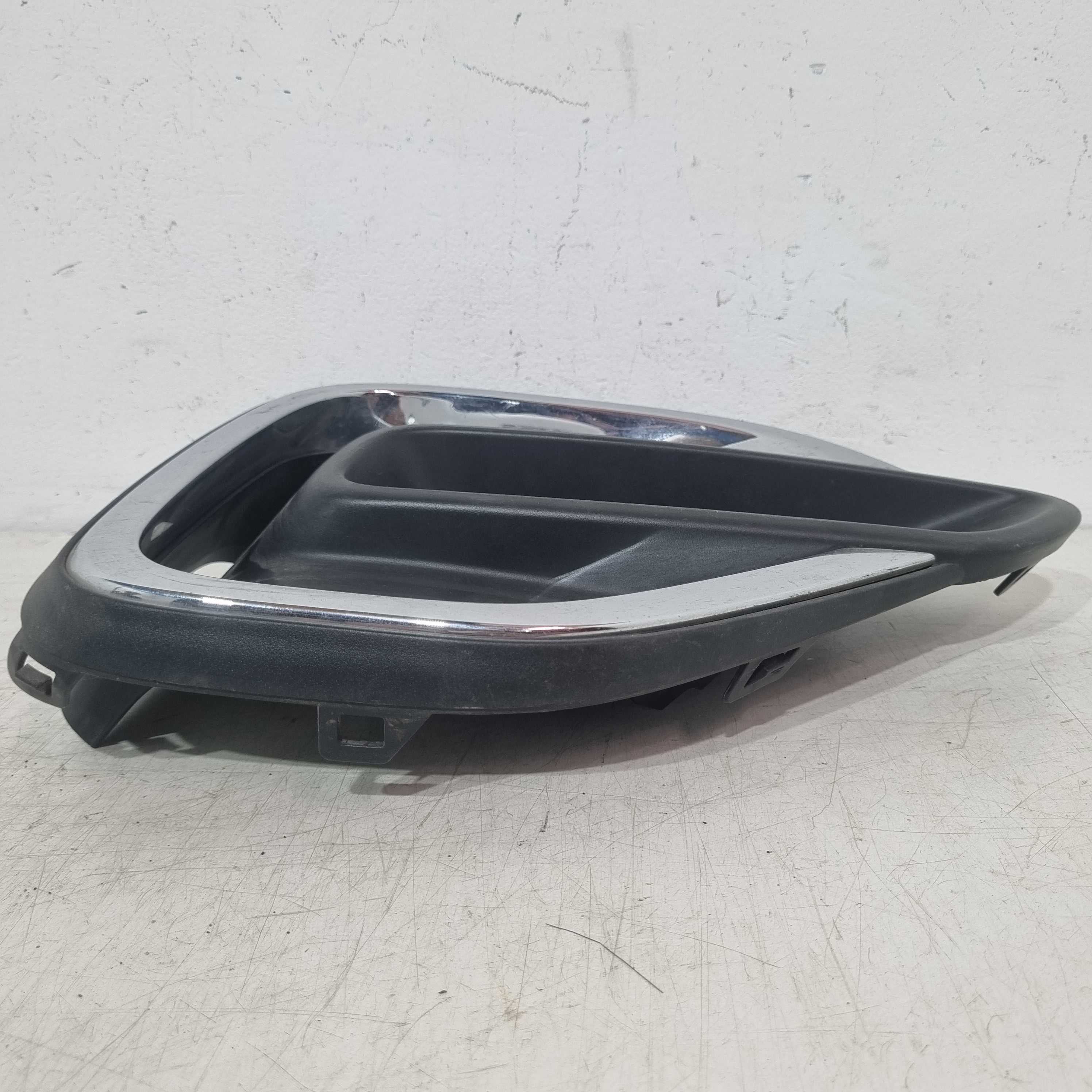 Moldura Farol De Milha Direito Fiat Pulse Modelos 2020/2023 Preto Direito 2