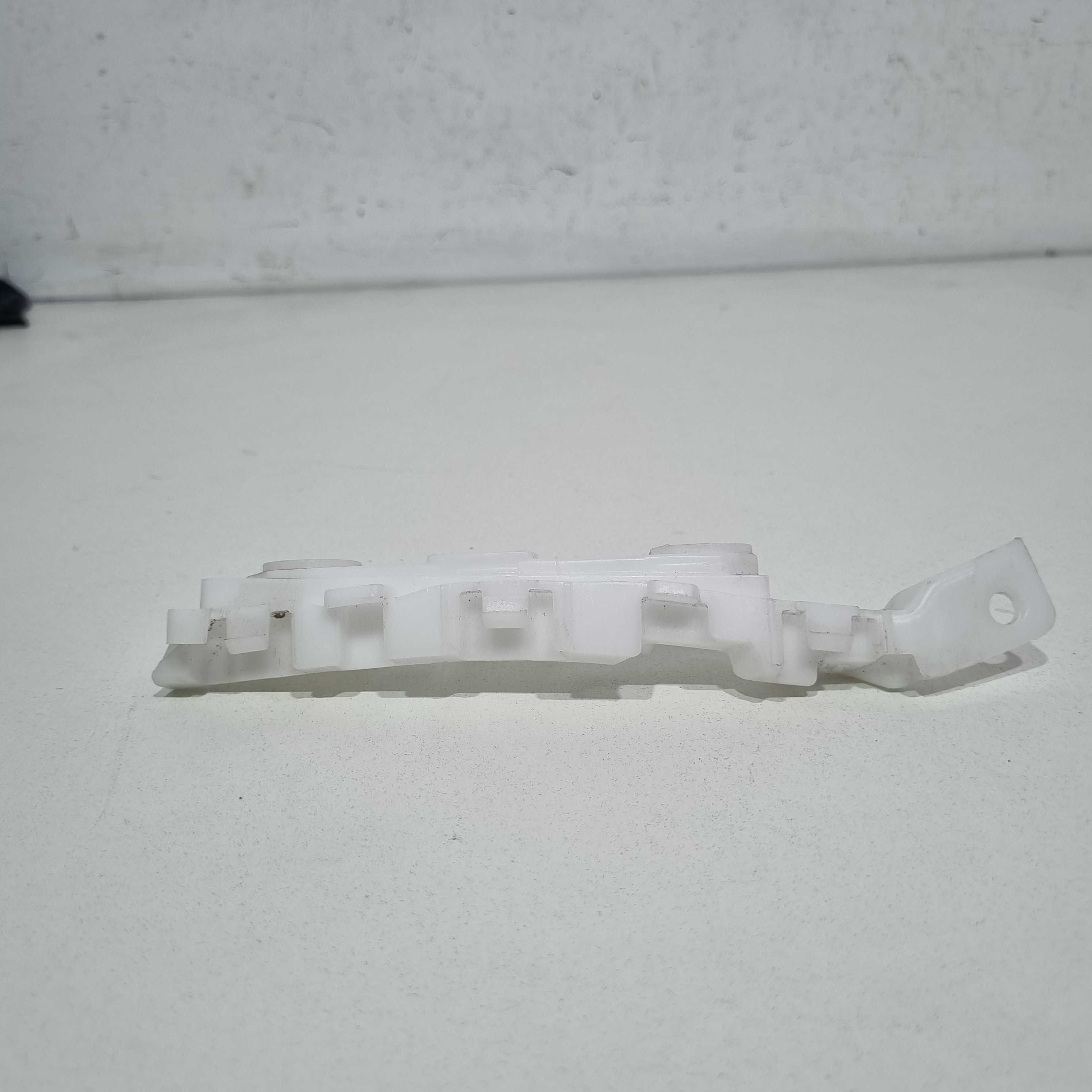 Guia Esquerda Parachoque Dianteiro Vw Gol G6 2011/2015 3