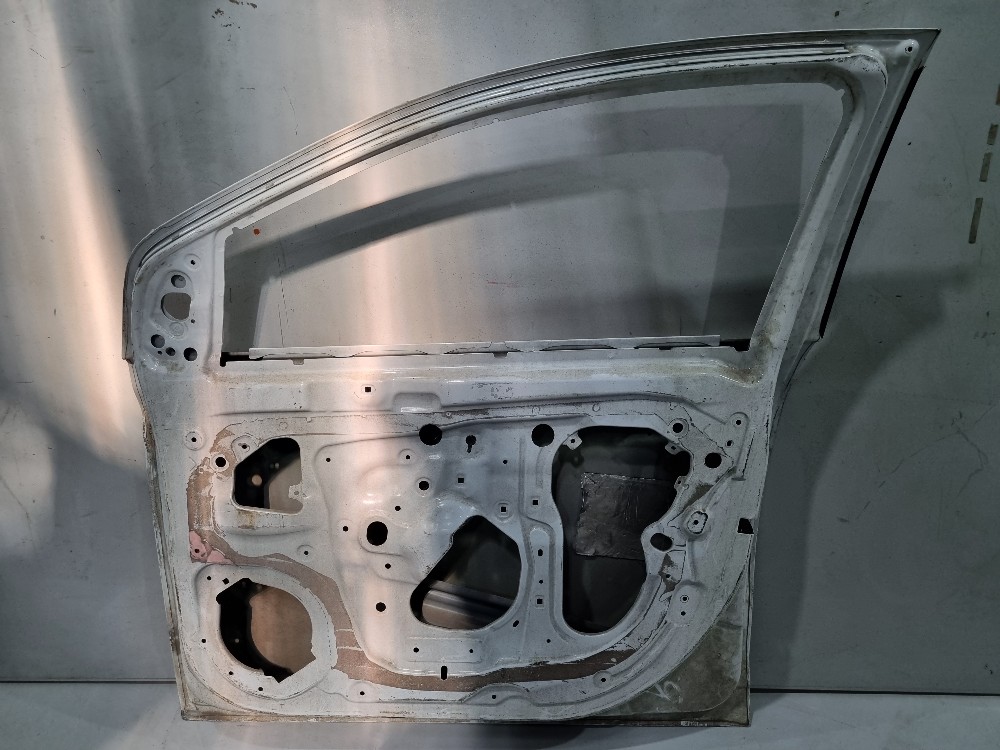 Porta Dianteira Do Lado Direito Chevrolet Onix 2013/2019 Dianteira 4