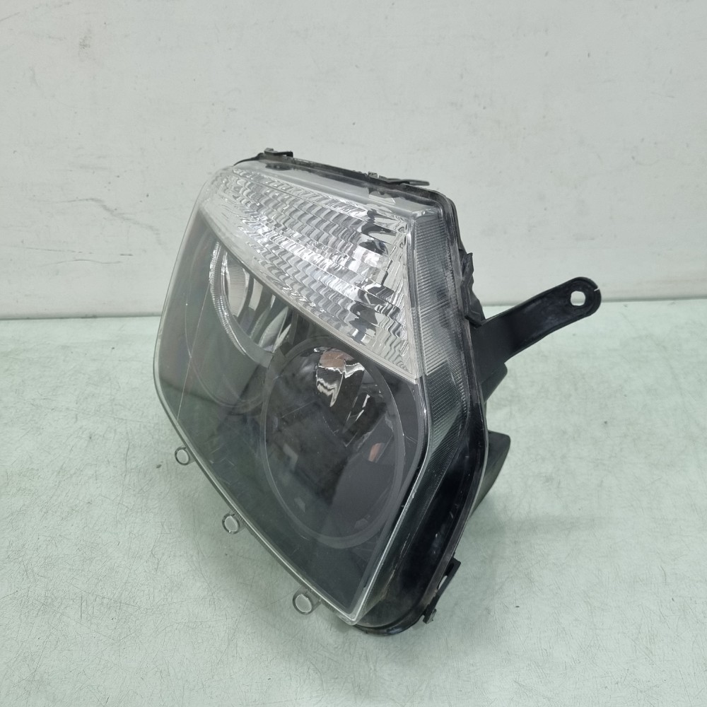 Farol Lado Direito M.negra Renault Duster 2012/15 Recuperado 3