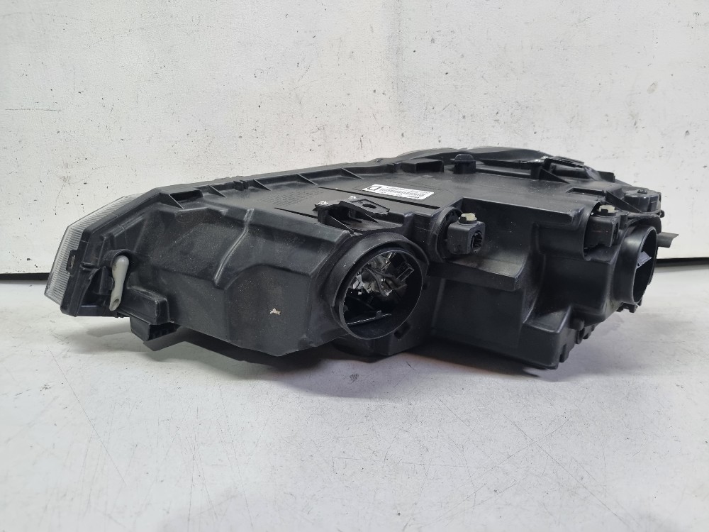 Farol Direito Friso Cromado Do Vw Polo 2017/2021 Recuperado. 4