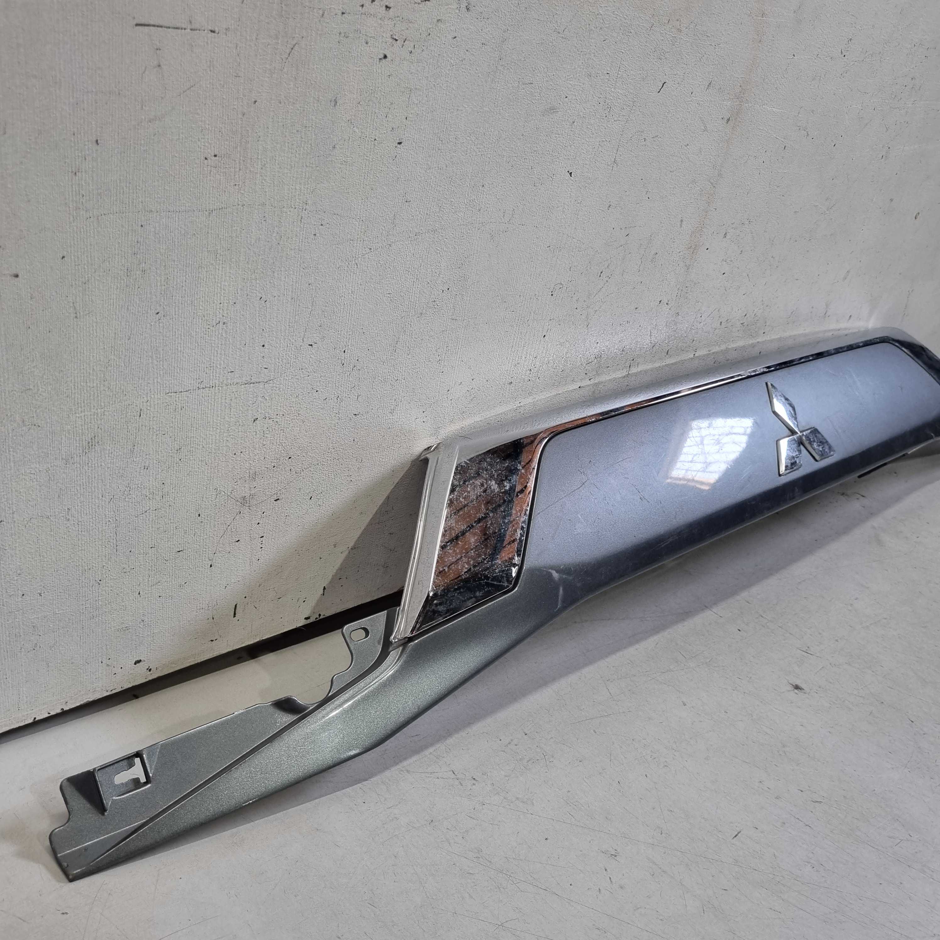 Moldura Da Tampa Traseira Outlander Anos 2016/2019 Seminovo. 4