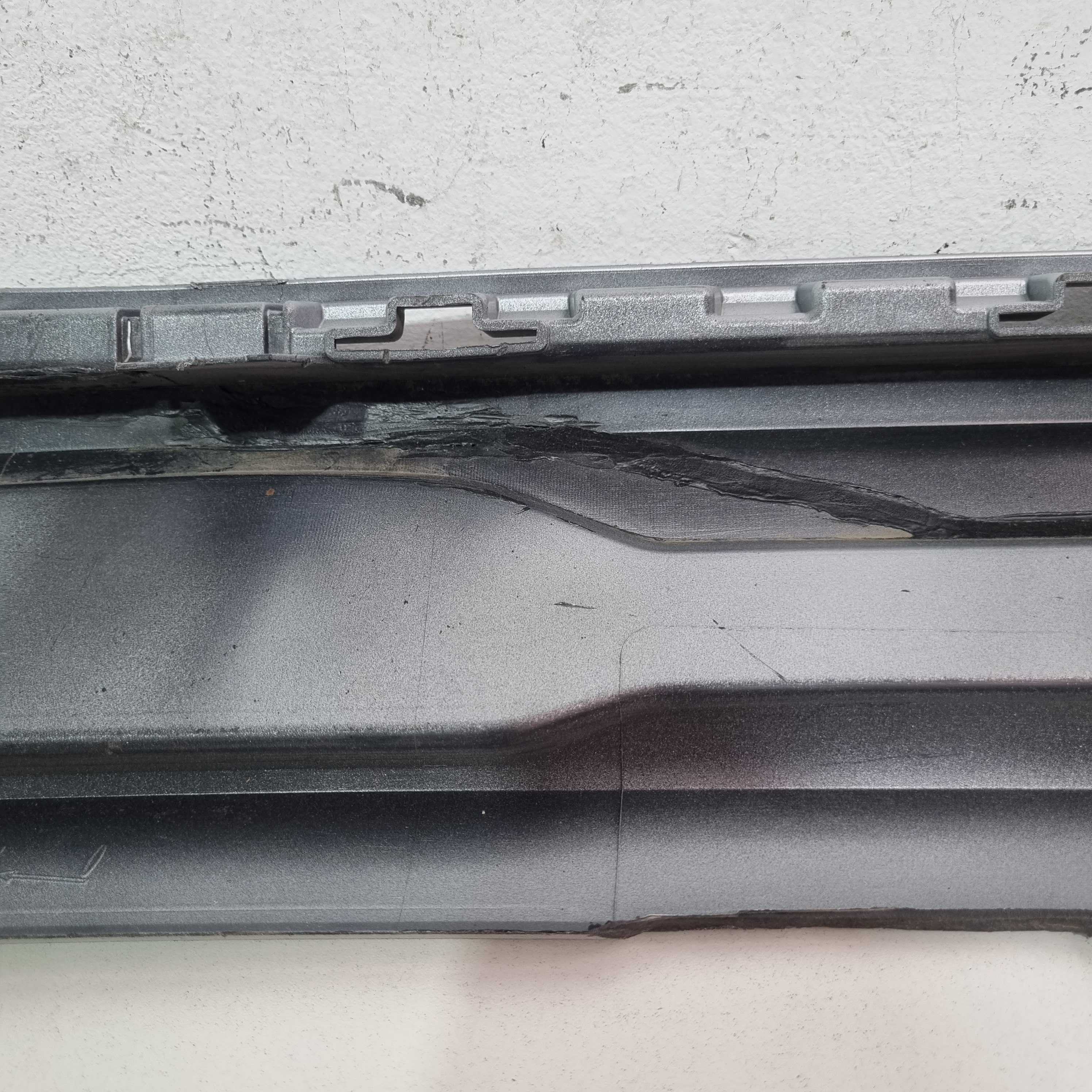 Spoiler Parachoque Traseiro Volkswagen Cross Up! 2016/2020 Prata 6