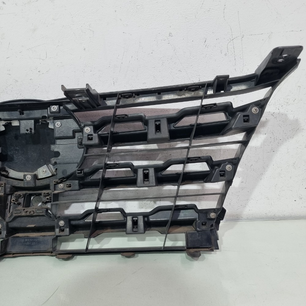 Grade Superior Frontal Toyota Hilux Sw4 Modelos 2019/2022 Preto 7