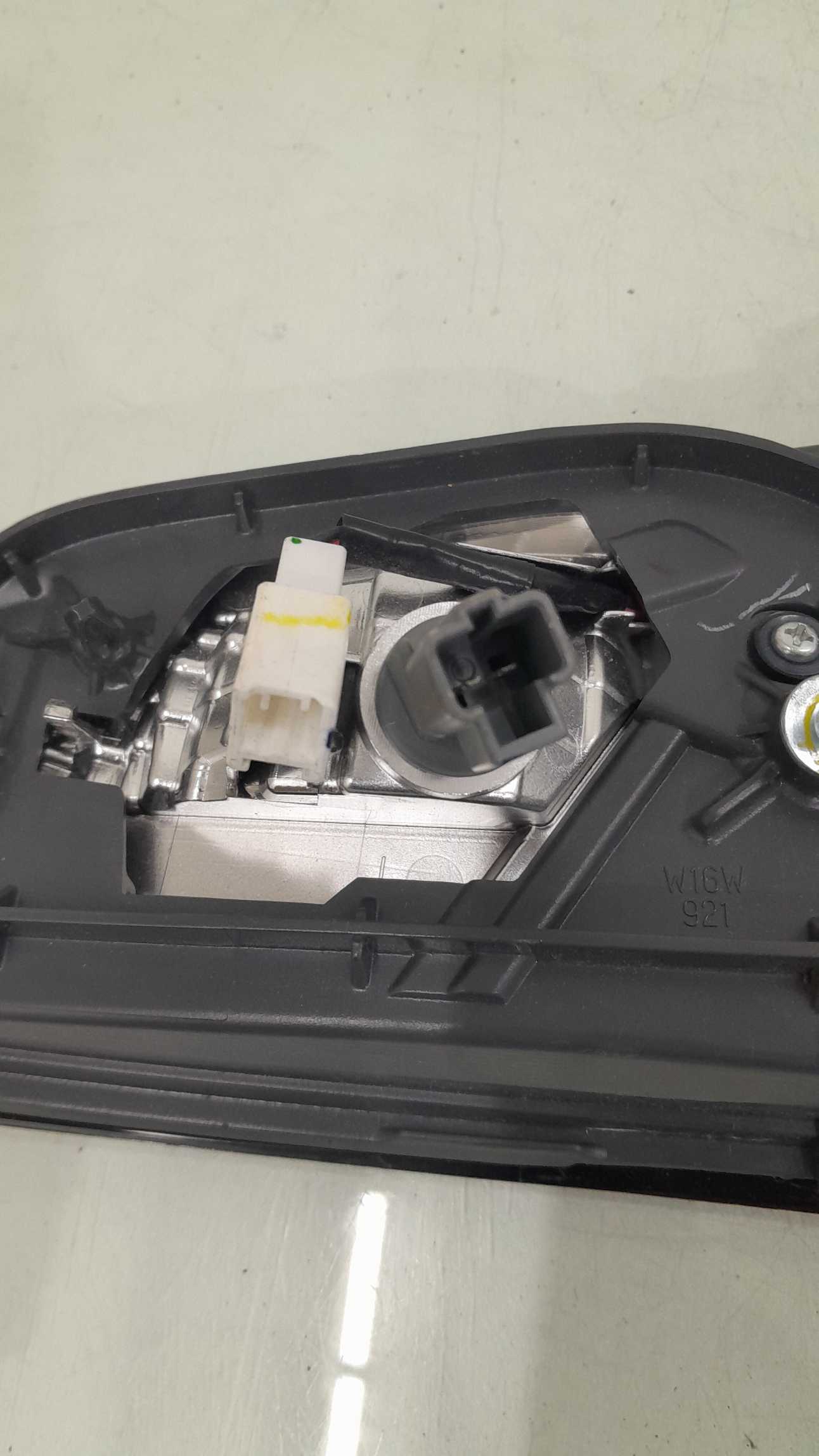 Lanterna Da Tampa Esquerda Honda Hr-v C/led Rec 2018/21 Orig 6