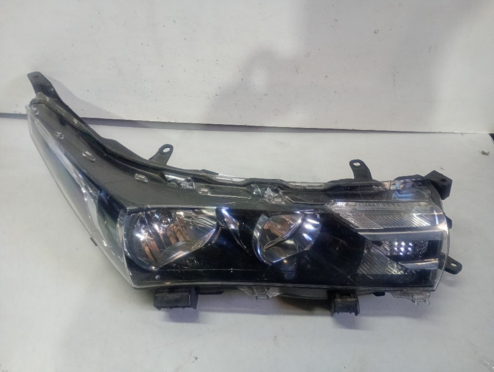 Farol Direito Toyota Corolla 2015/2017 Recuperado E Original Direito/passageiro 1