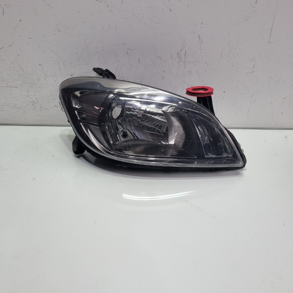 Farol Direito Fume Chevrolet Prisma Modelos 2010/2013 Direito/passageiro 1