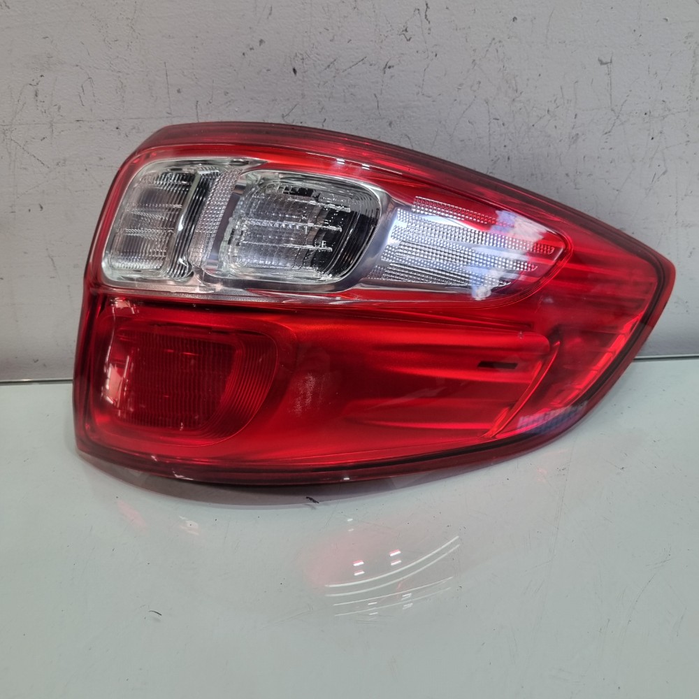 Lanterna Traseira Direita Fiat Strada 2014/2019 Direito/passageiro 1