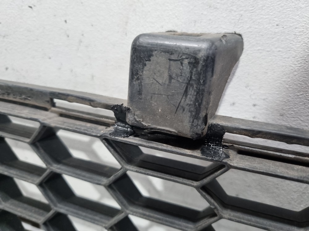 Grade Inf. P.choque Diant. L200 Triton 2012/2015 Semi-novo. 7