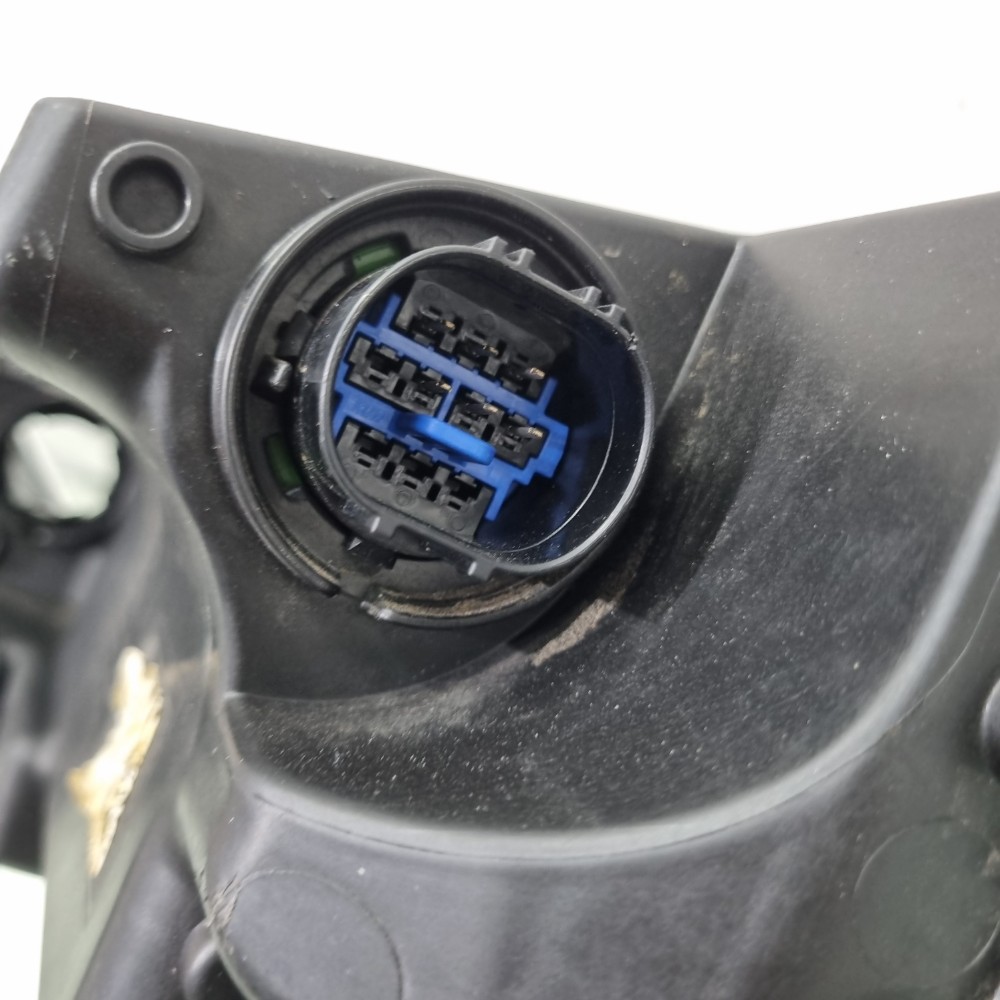 Farol Direito Hyundai Hb20 2015 A 2023 Direito/passageiro 5