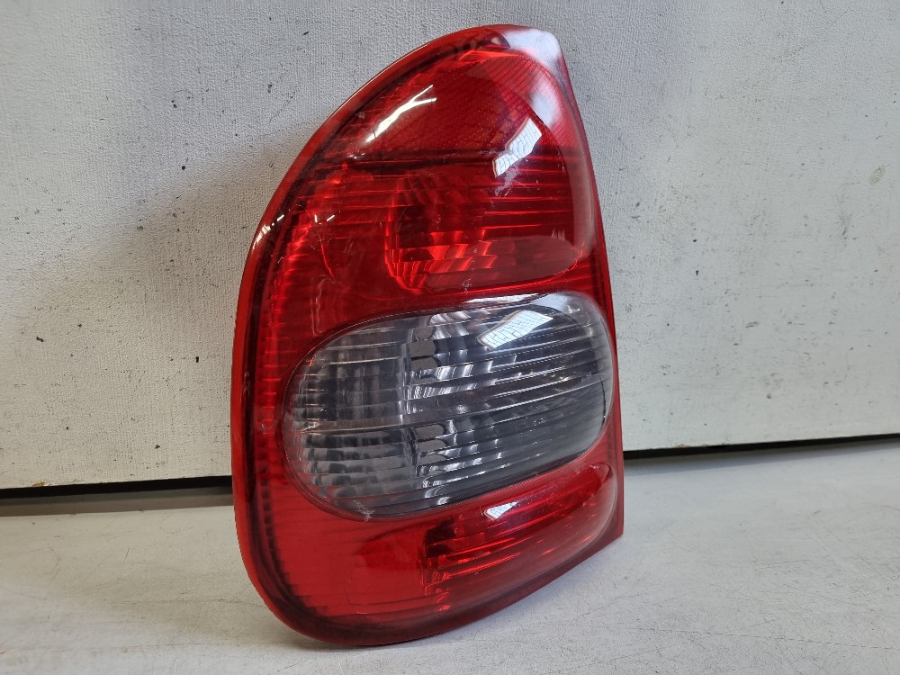 Lanterna Esquerda Chevrolet Corsa Sedan 2001/2006 Recuperado Esquerdo/motorista 2