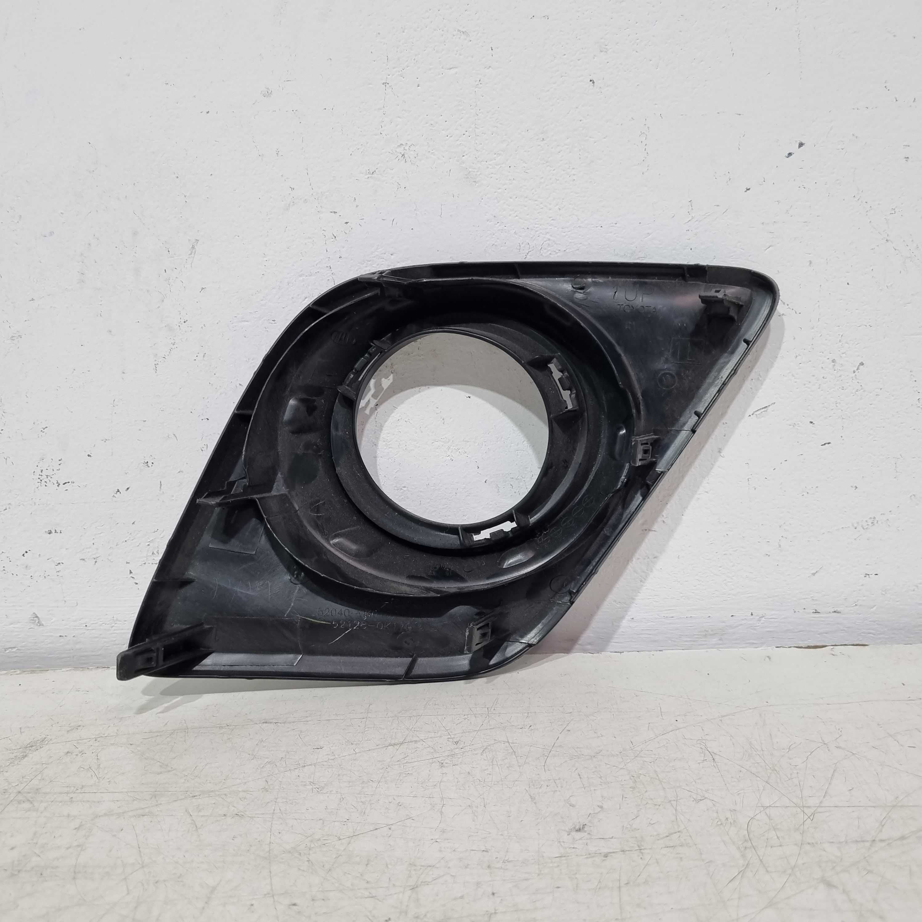 Moldura Farol De Milha Do Lado Esquerdo Hilux 2016/2019 Esquerdo 2