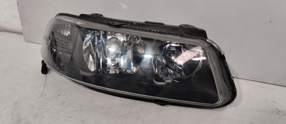 Farol Direito Máscara Negra Duplo Vw Gol G3 2001/2005 Usado. Direito/passageiro 2