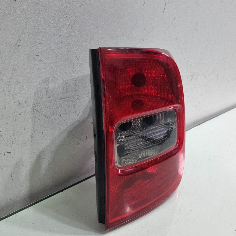 Lanterna Do Lado Direito Volkswagen Saveiro 2009/2015 Direito/passageiro 6