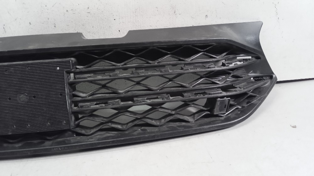 Grade Superior Fiat Cronos 2022/2024 Original E Recuperada. 3