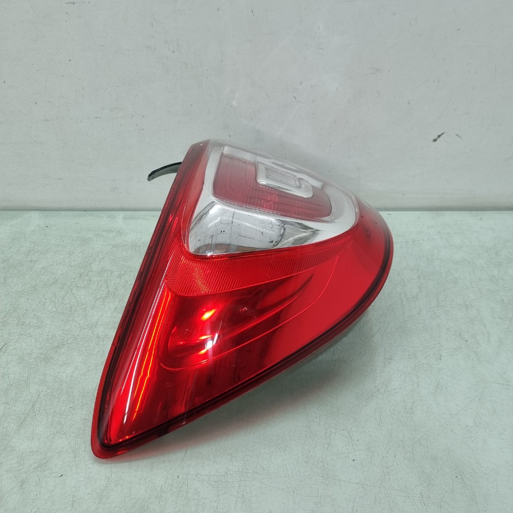 Lanterna Esquerda Renault Logan 2016/2021 Recuperada 2