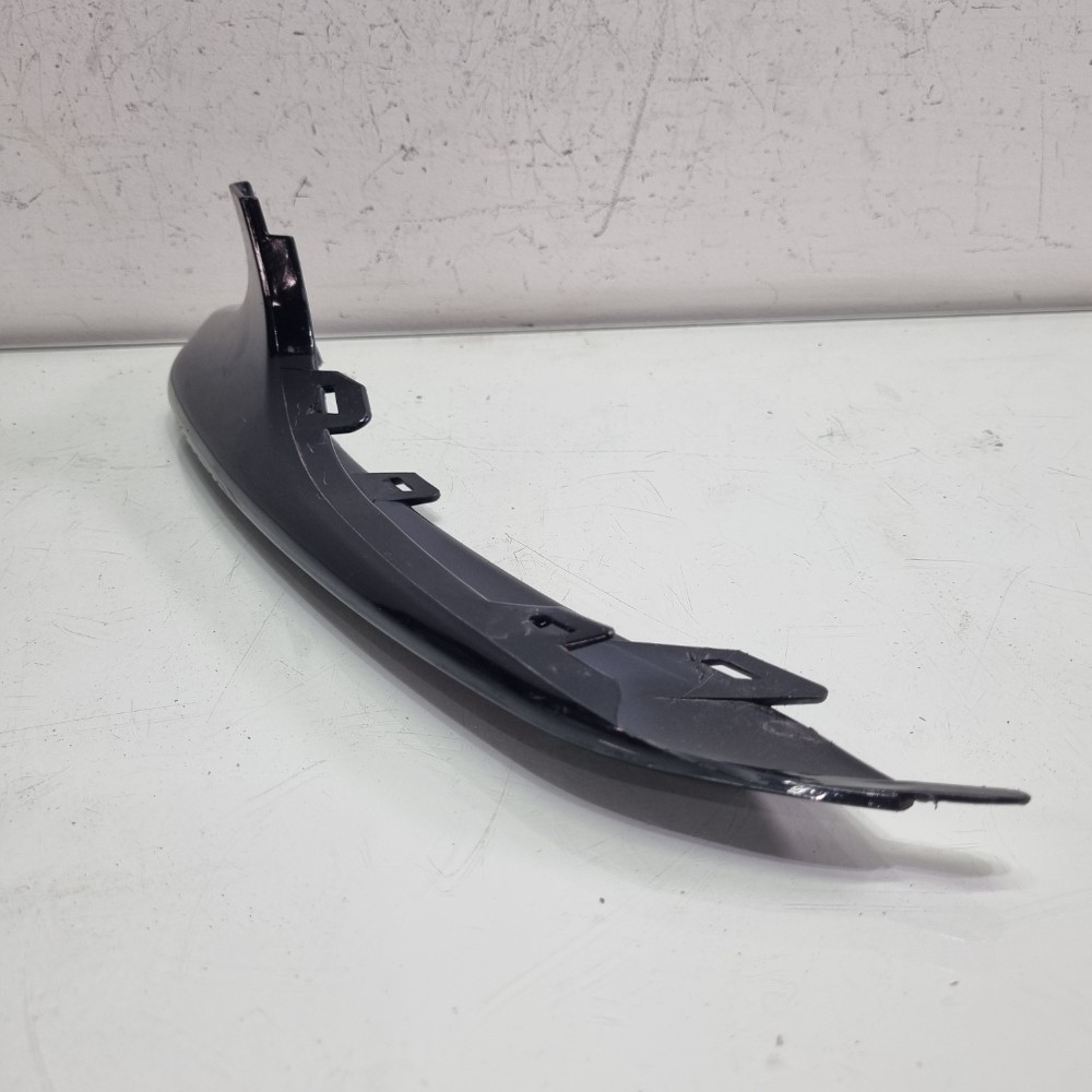Moldura Esquerda Do Parachoque Yaris 2023/2024 Original 2