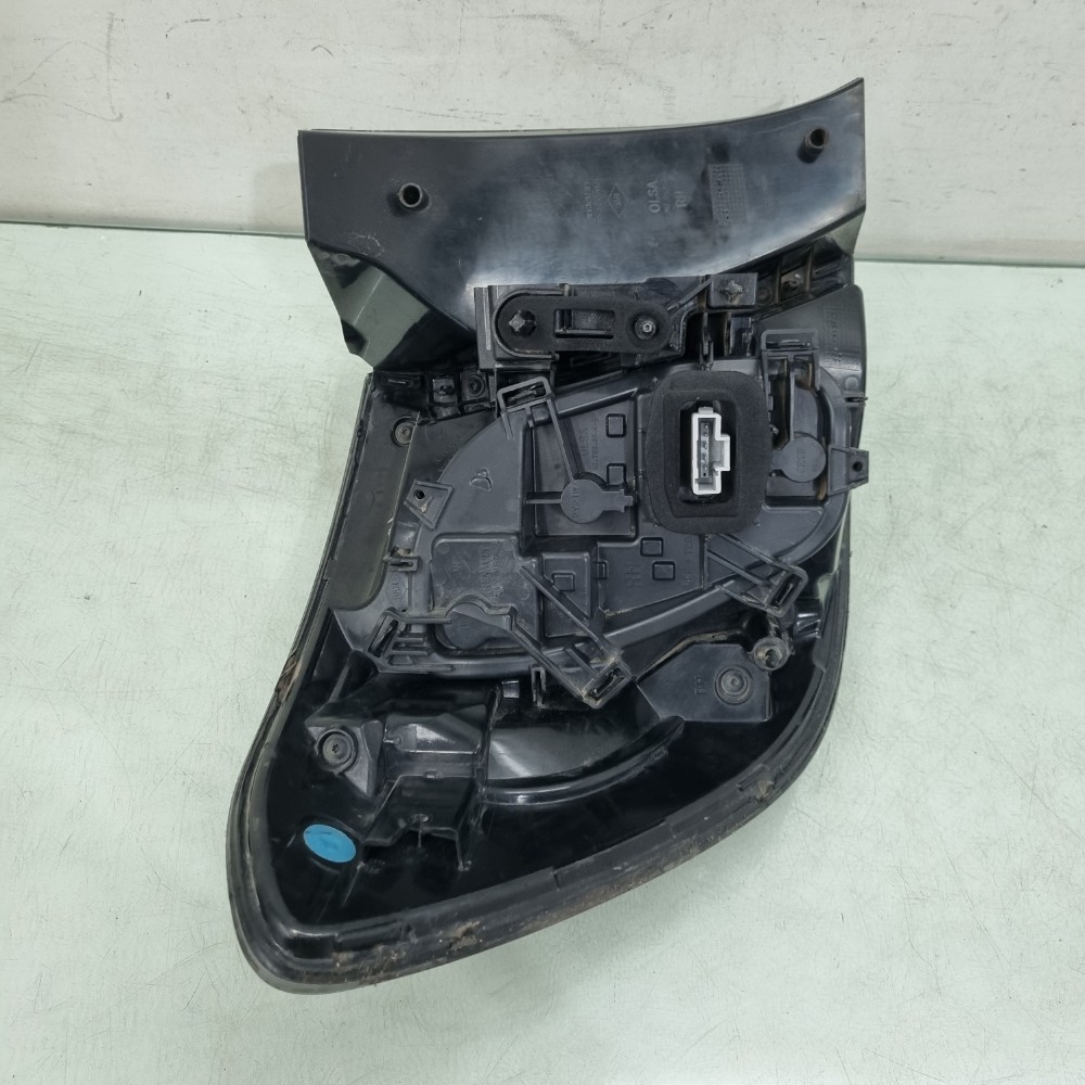 Lanterna Do Lado Direito Renault Sandero Stepway 2020/2024 – Direito/passageiro 4