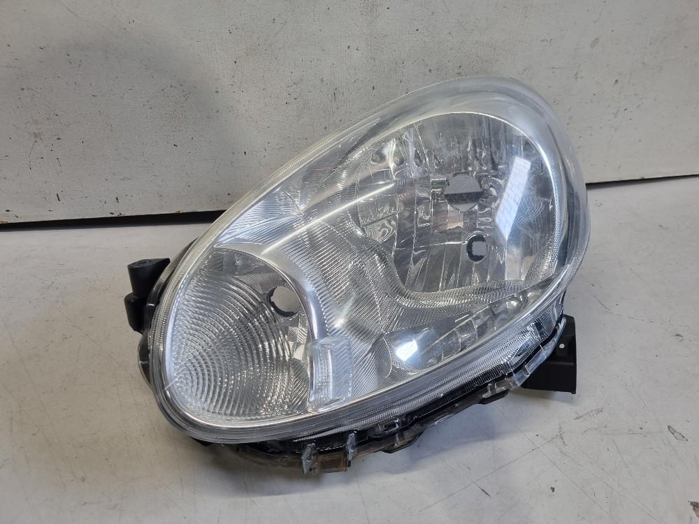 Farol Esquerdo Nissan March 2013 A 2016 Recuperado Seminovo. 3