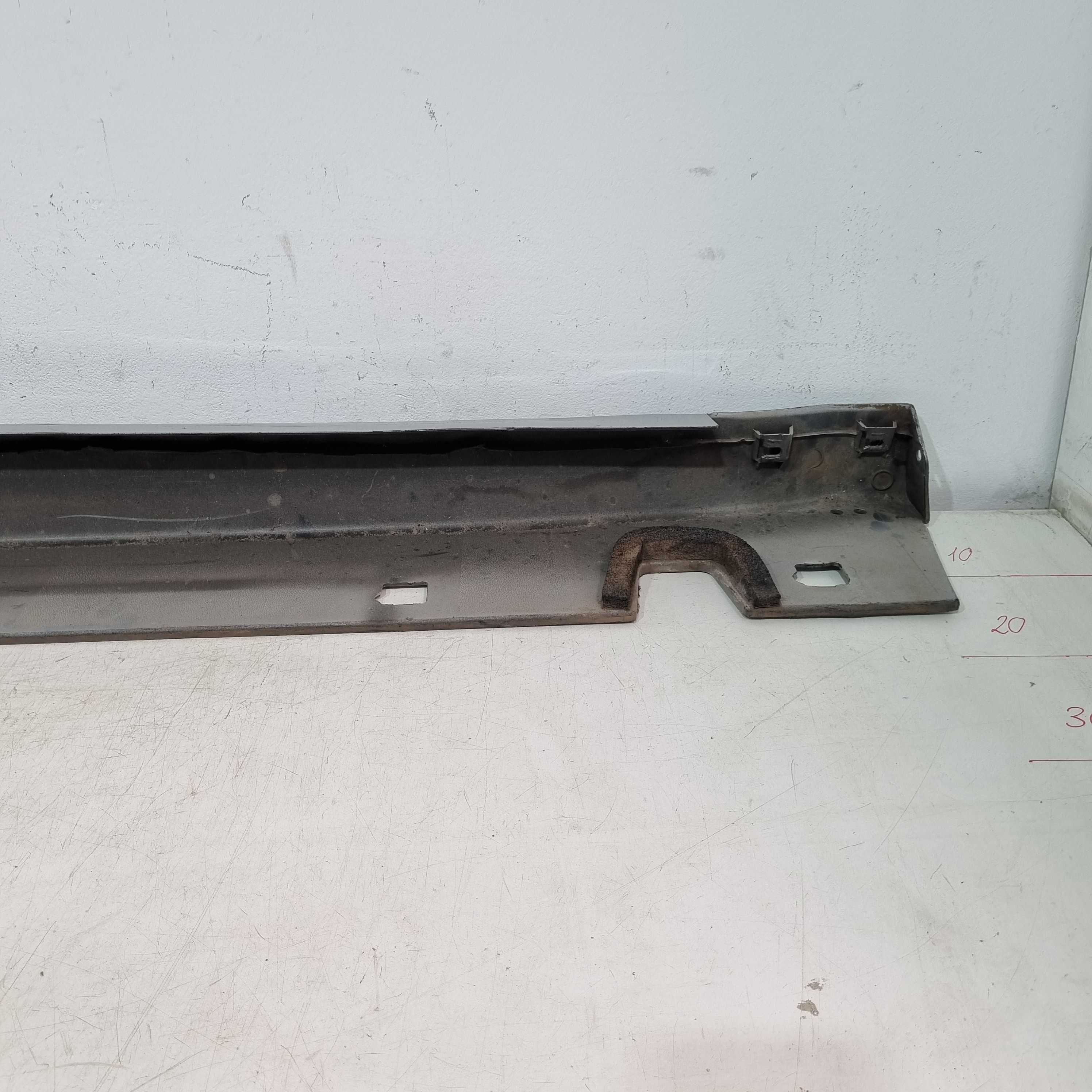 Spoiler Lateral Esquerdo Hyundai Azera Modelos 2012/2018 6
