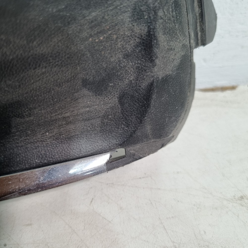 Moldura Do Farol De Milha Esquerdo Volkswagen Fox 2015/2020 Esquerdo 4
