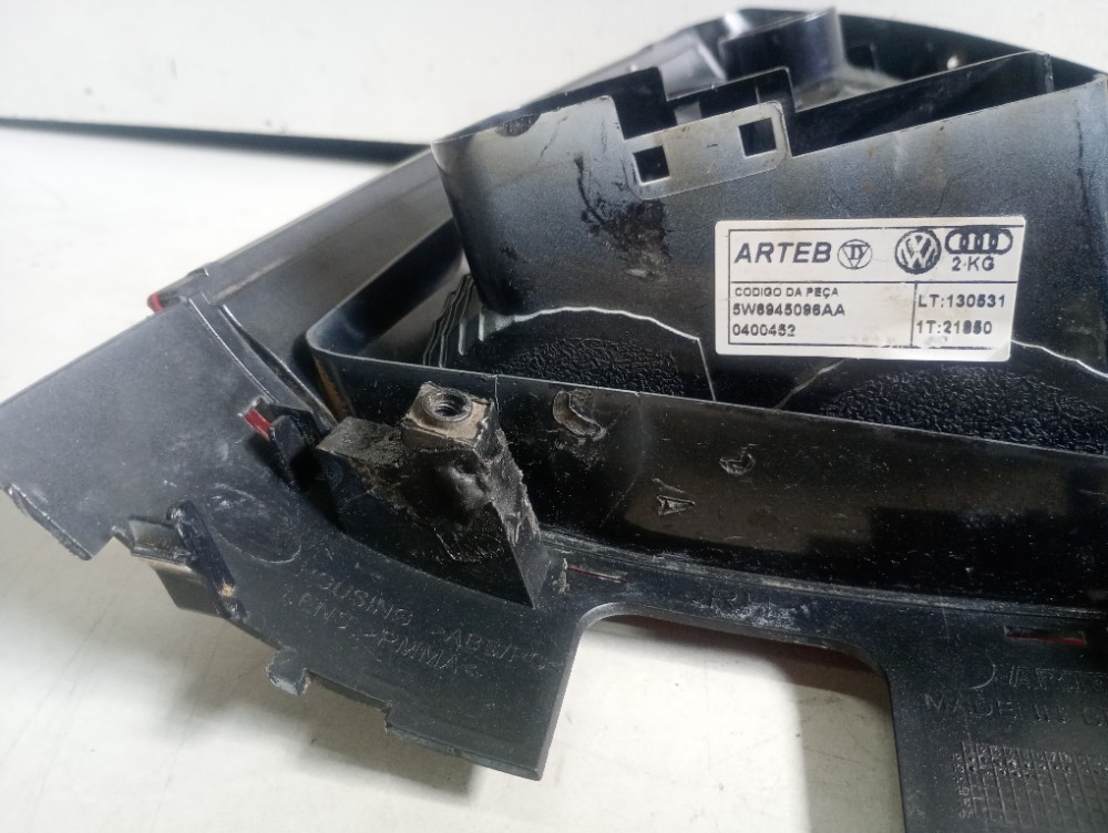 Lanterna Traseira Direita Volkswagen Gol G4 2006/2014 Direito/passageiro 7