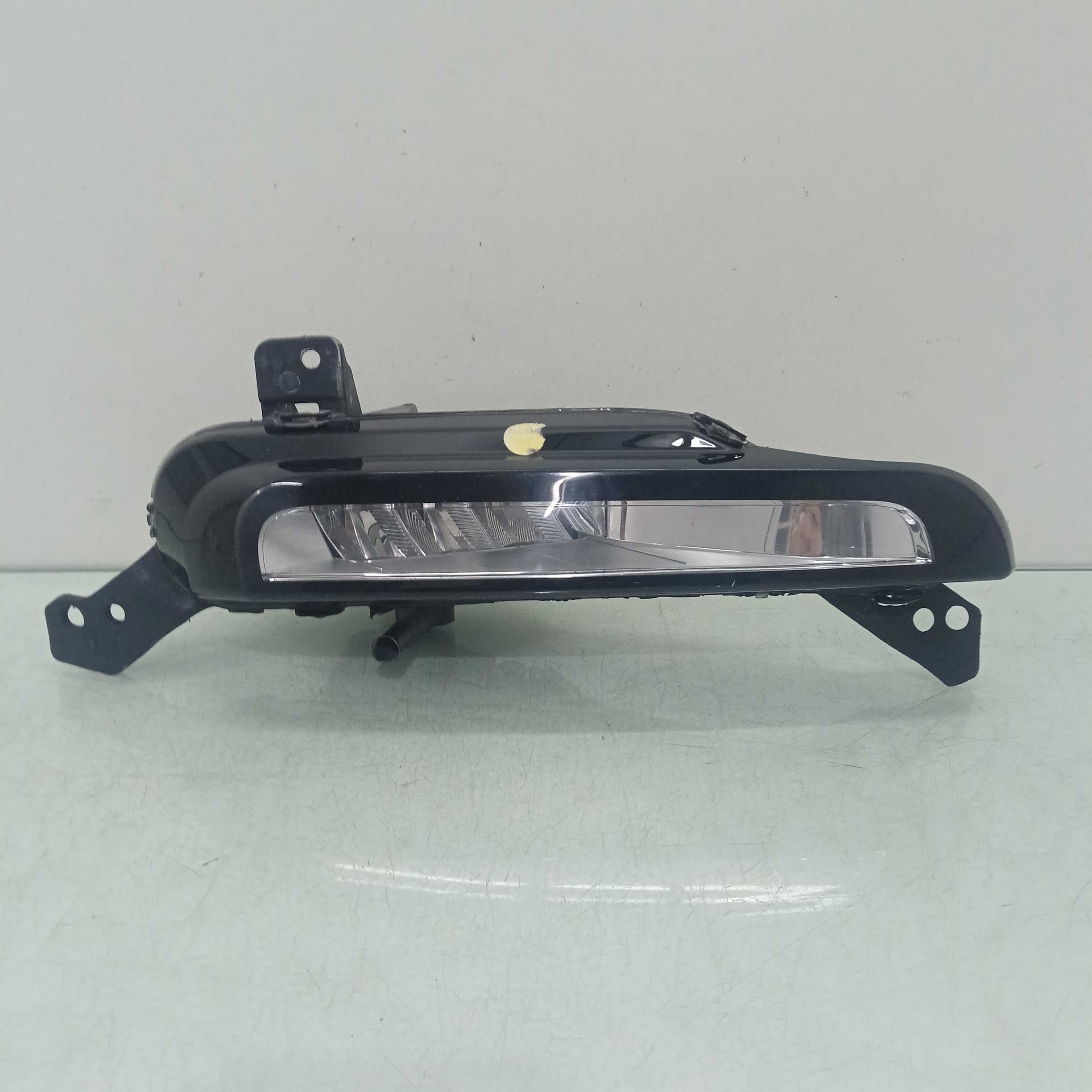 Farol  Auxiliar Direito  Land Rover Evoque  2016/2019 Usado.