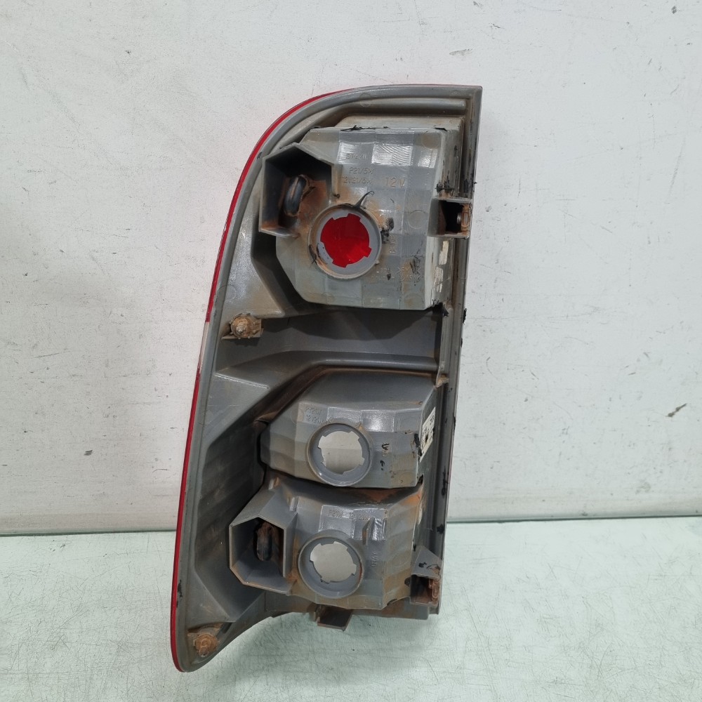 Lanterna Do Lado Direito Toyota Hilux Modelos 2016/2020 Direito/passageiro 4